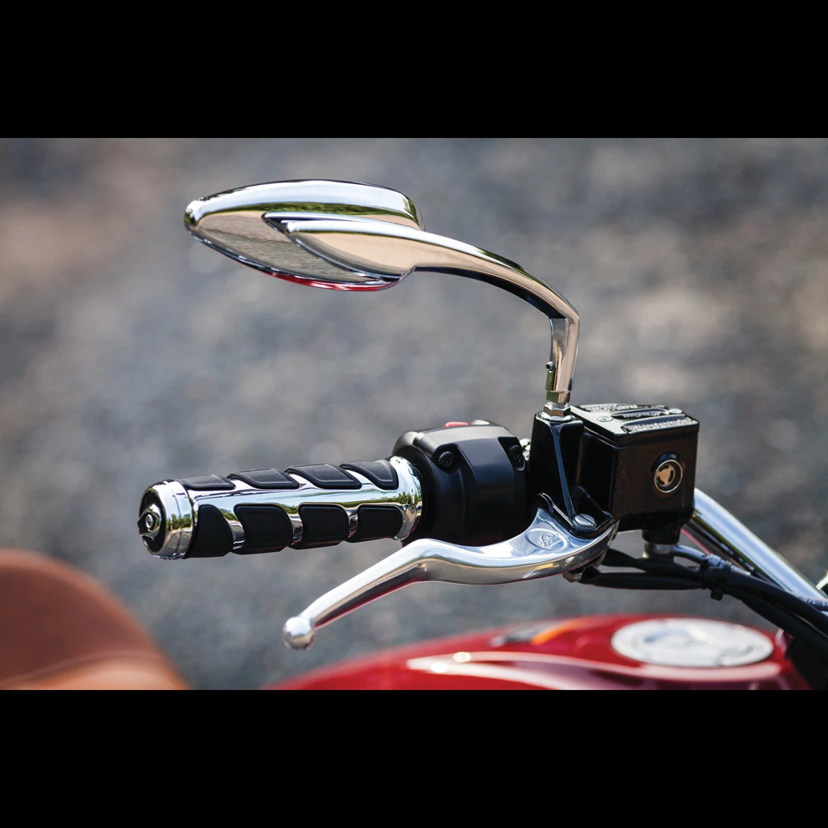 Kuryakyn Kinetic Chrome Grips For 7/8" Handlebars - Image 2